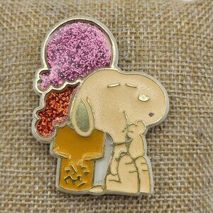 Adorable Vintage Snoopy Ice Cream Magnet Peanuts Collectable